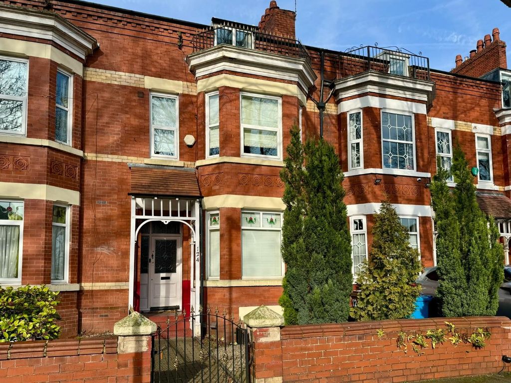 Property photo 1 of 34