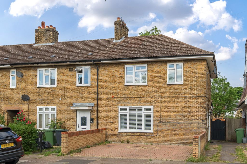 Property photo 1 of 14 External