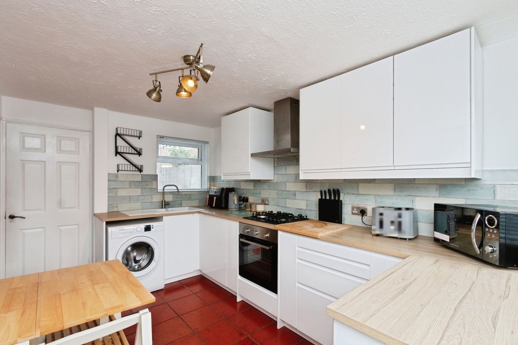Property photo 3 of 20 Pbox-Img.Jpg