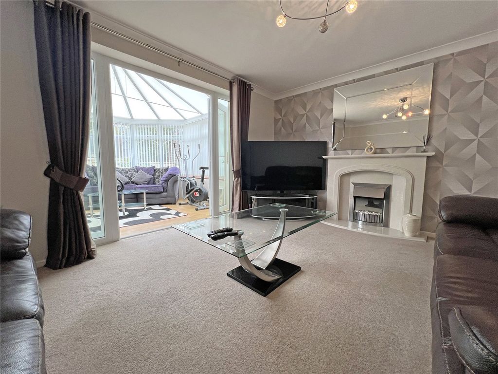 Property photo 3 of 21 Picture No. 13