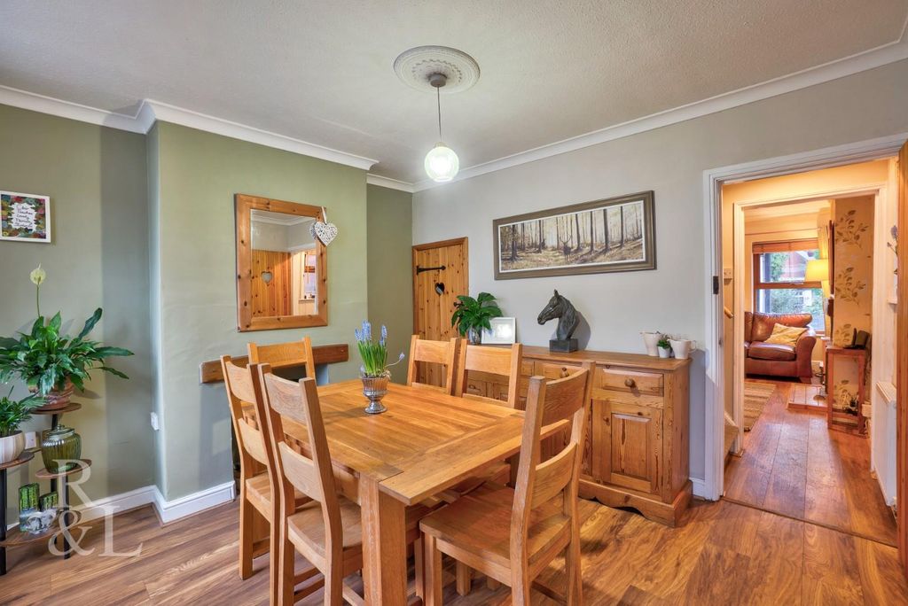 Property photo 3 of 19 10 Moira Road (11).Jpg