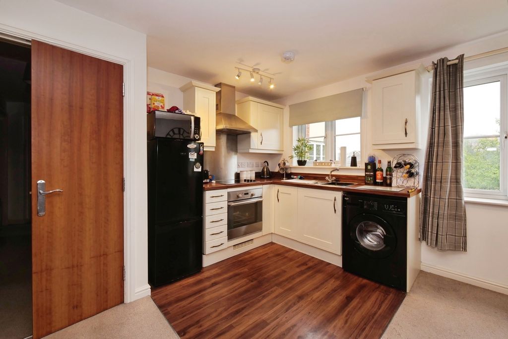 Property photo 3 of 15 Pbox-Img.Jpg