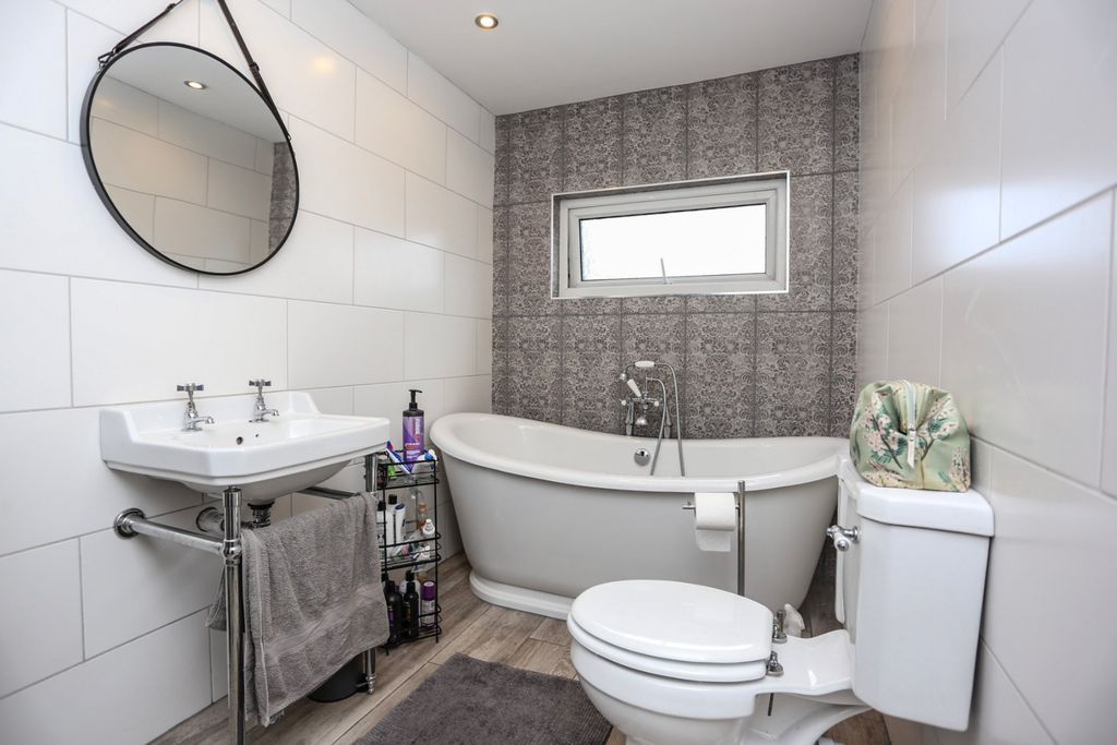 Additional image 15 of 3 bed end terrace house for saleMauldeth Close, Heaton Mersey, Stockport SK4