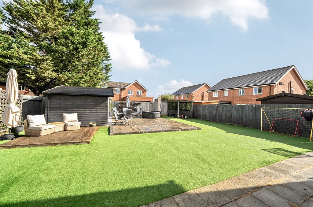 Property photo 2 of 10 1346639-2-68B01A4...