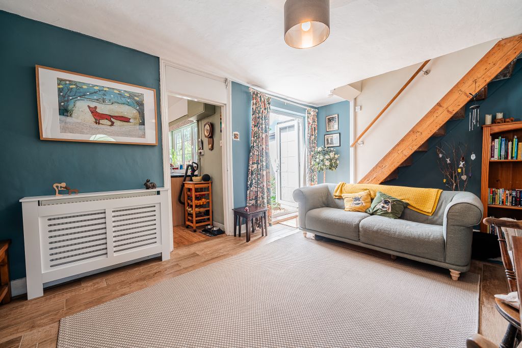 Property photo 3 of 31