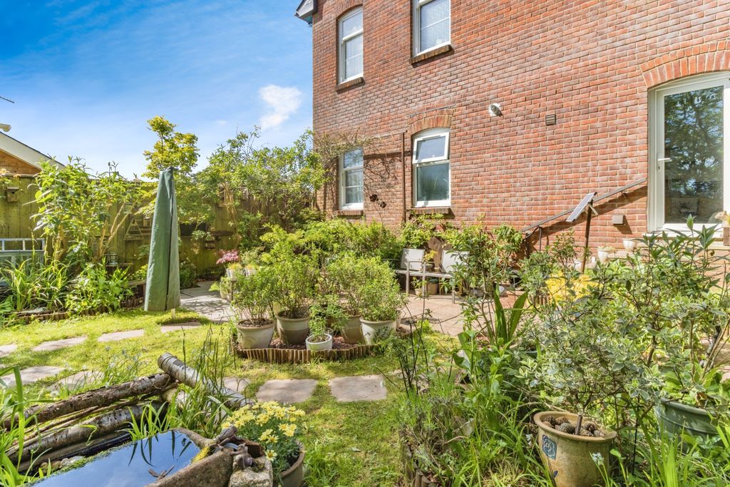 Property photo 3 of 15 Photography