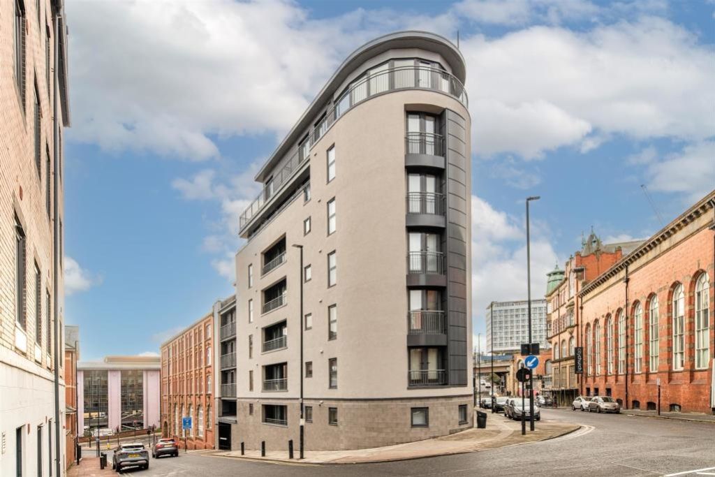 Property photo 1 of 9