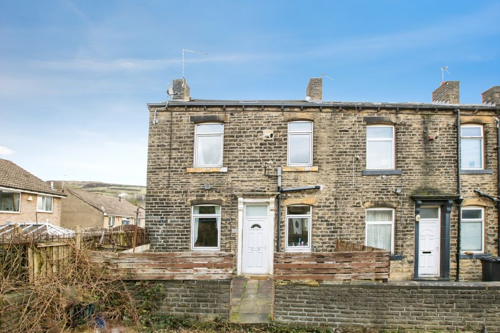 Property photo 1 of 20 Front