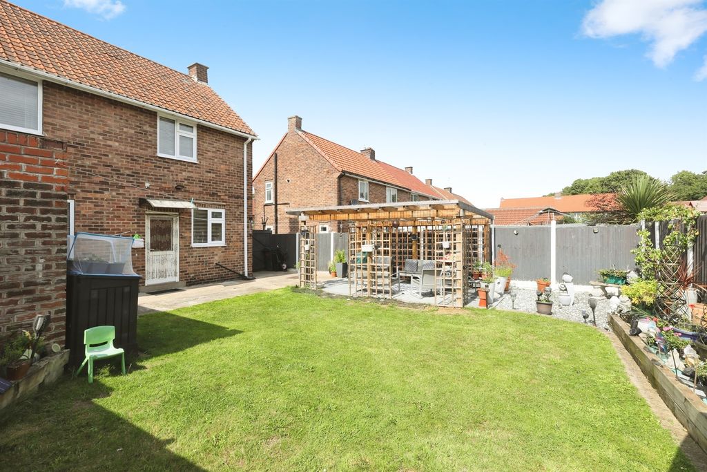 Property photo 3 of 17