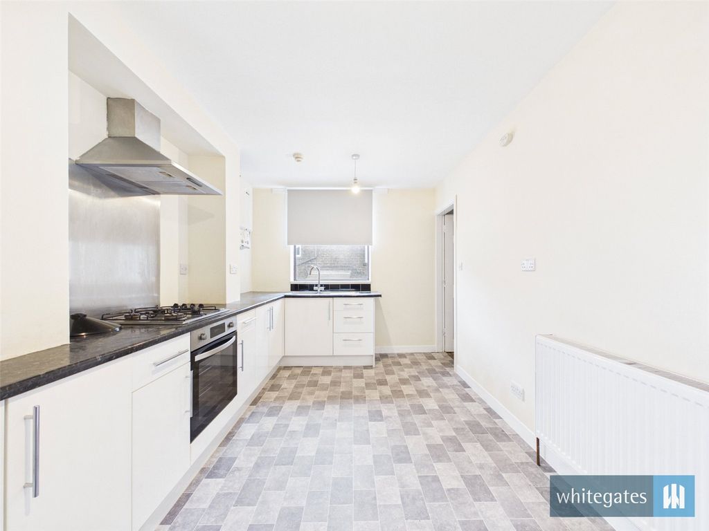 Property photo 2 of 12 Picture No. 04