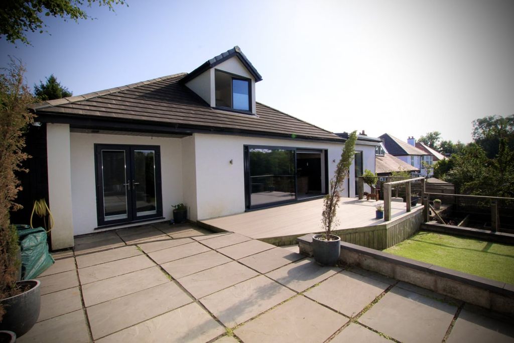 Property photo 1 of 33