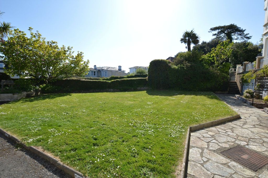 Property photo 3 of 10 Picture No. 09