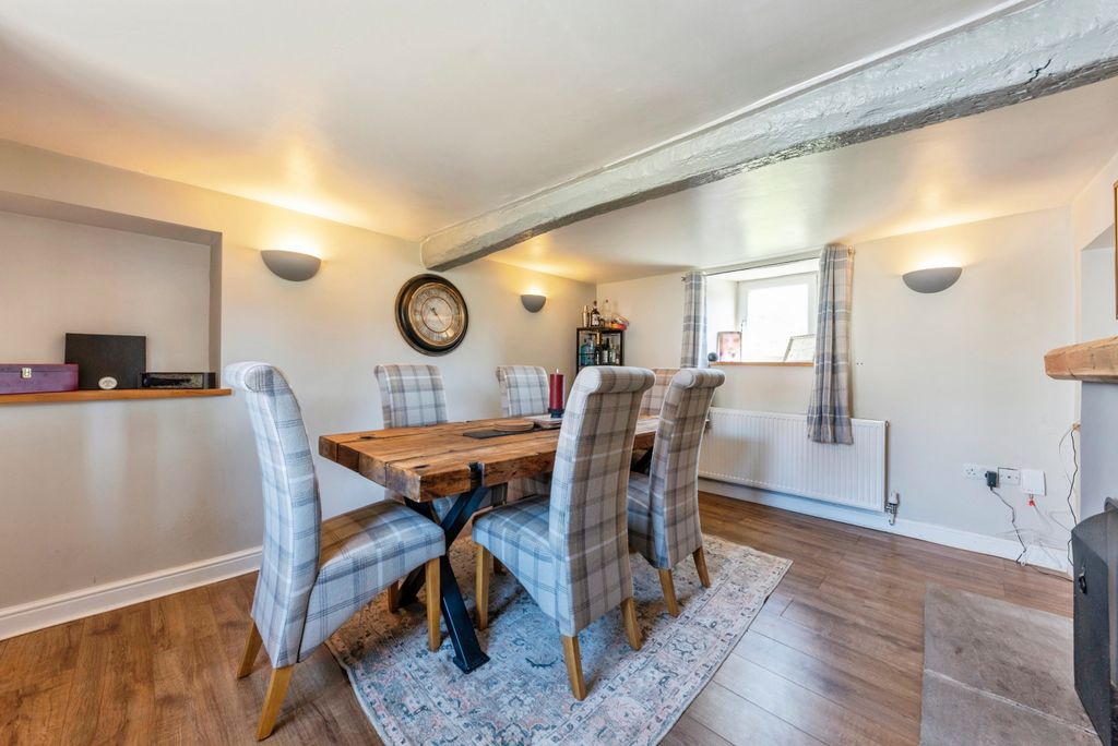 Property photo 3 of 15 256_Harrowby_Lane-17