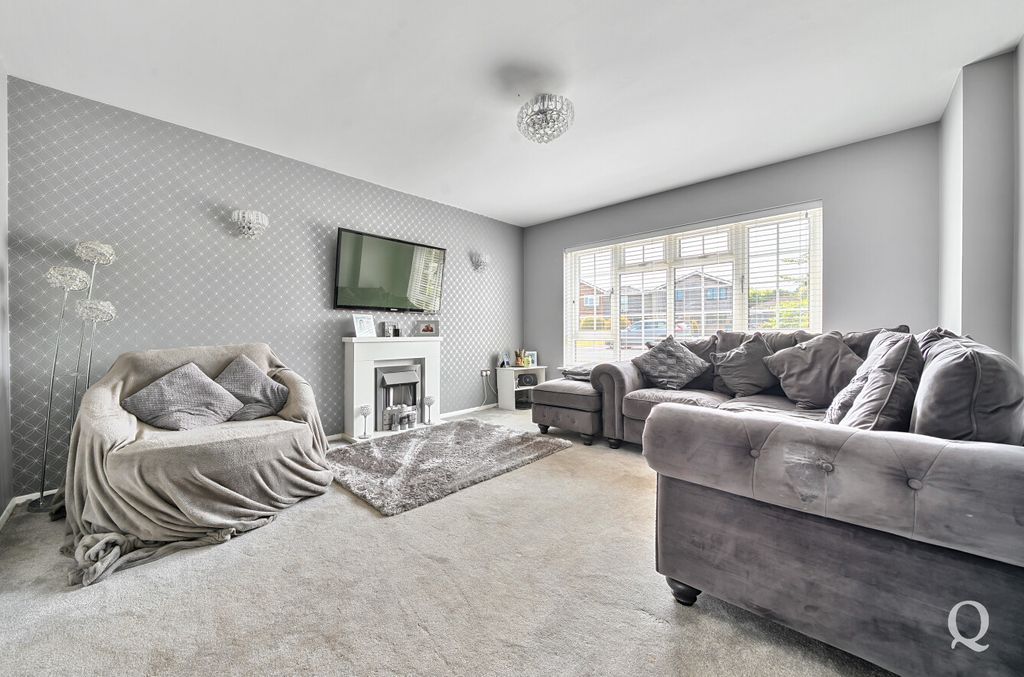 Property photo 2 of 26 1F980Cec-7366-4c0...