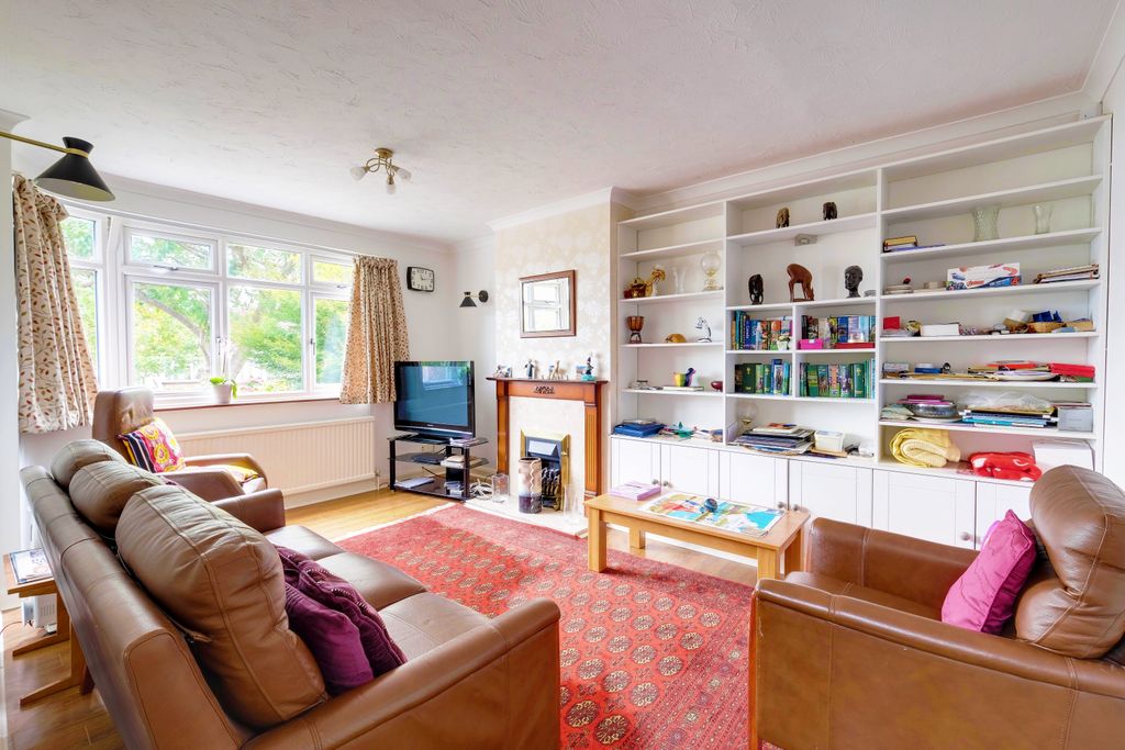 Property photo 2 of 15