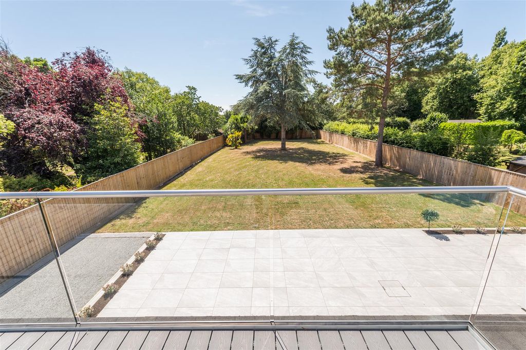 Property photo 2 of 39 No2_33.Jpg