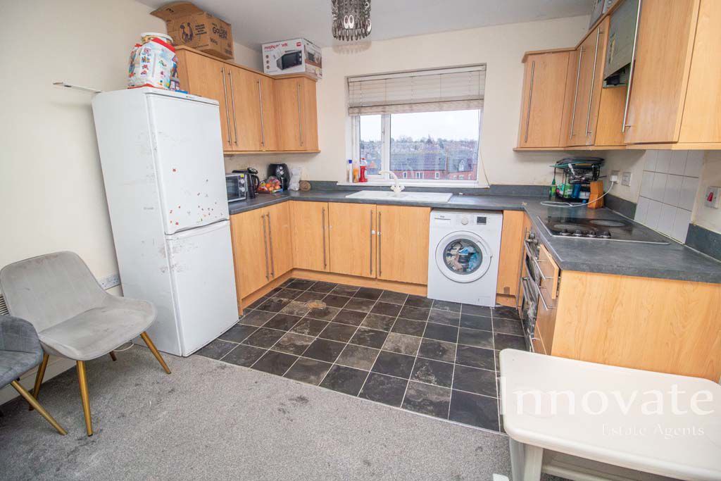 Property photo 3 of 8 Photo 2