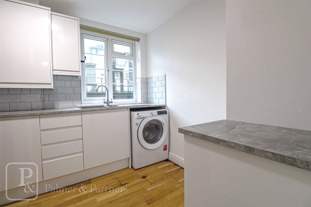 Property photo 3 of 10 Picture No. 09