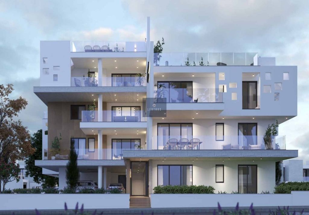 Property photo 2 of 9