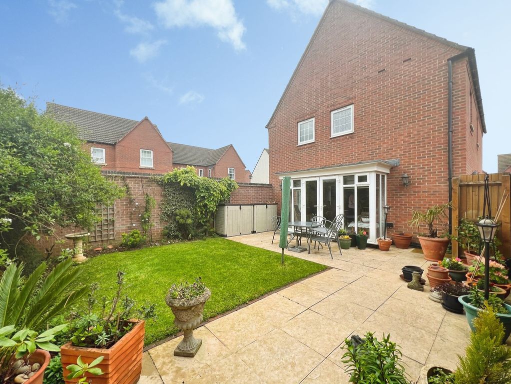 Property photo 2 of 27