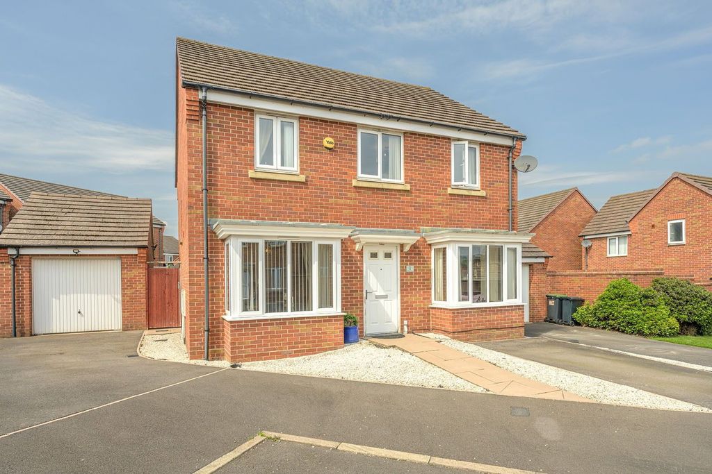 Property photo 1 of 24