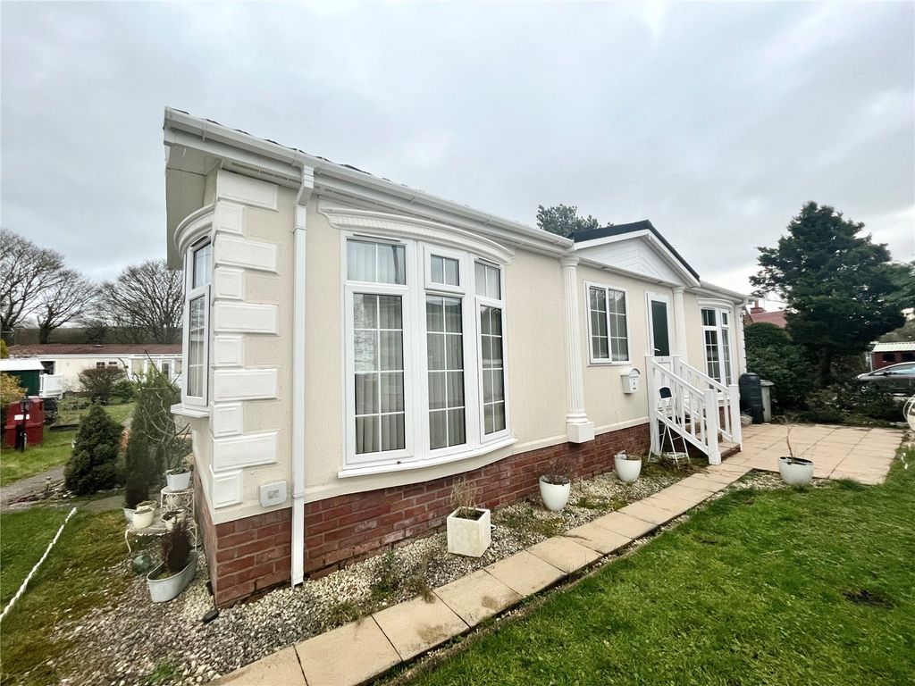Property photo 1 of 12 Front