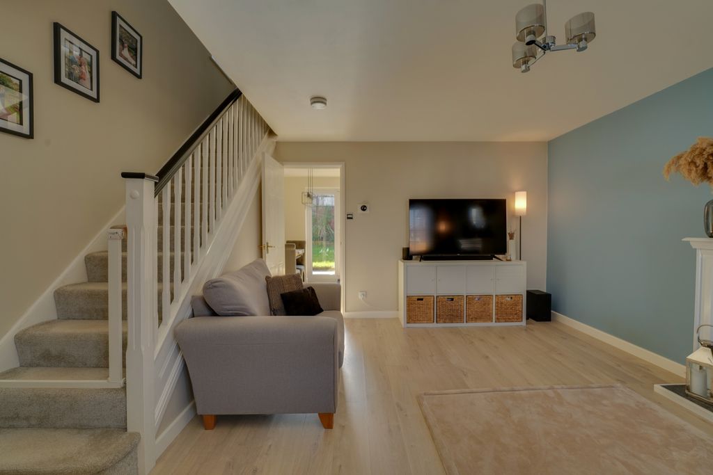 Property photo 1 of 12 Dsc08347-Dsc08351