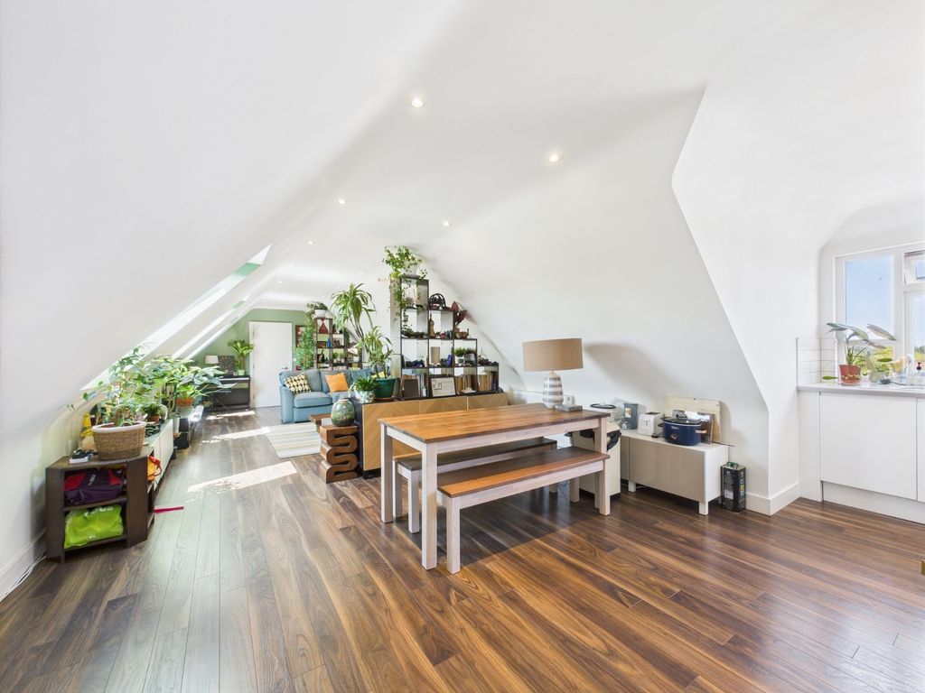 Property photo 1 of 19 Lounge/Diner