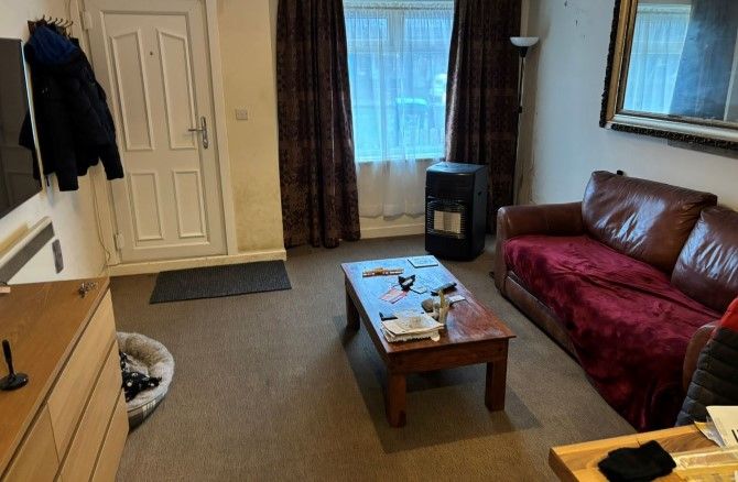 Property photo 2 of 16