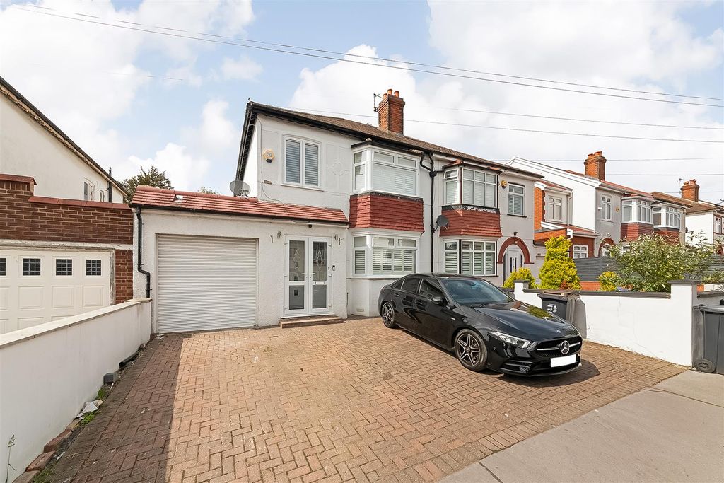 Property photo 1 of 17 Front