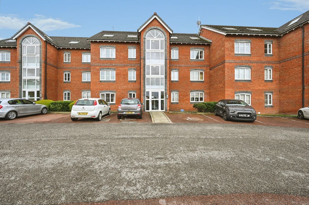 Property photo 1 of 15