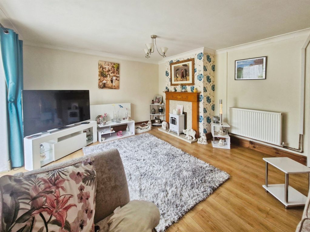 Property photo 3 of 24