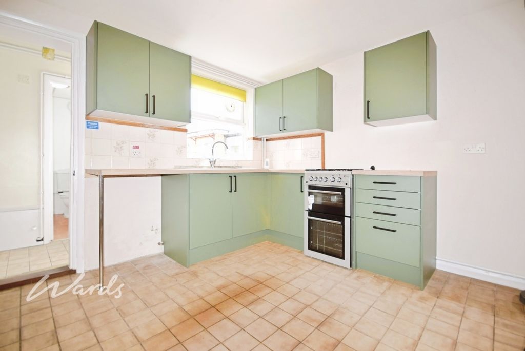 Property photo 2 of 9 Kitchen1