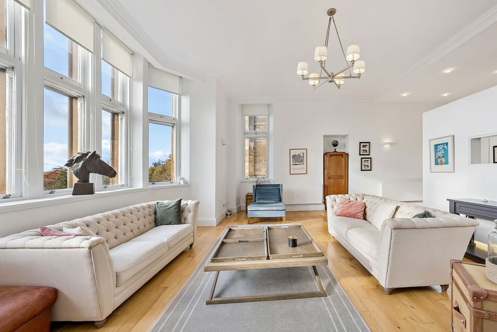 Property photo 3 of 26