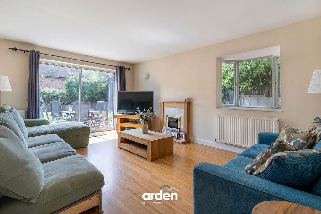 Property photo 2 of 13