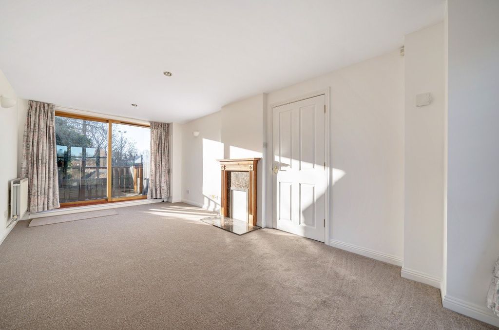 Property photo 3 of 21 933743 (3).Jpg