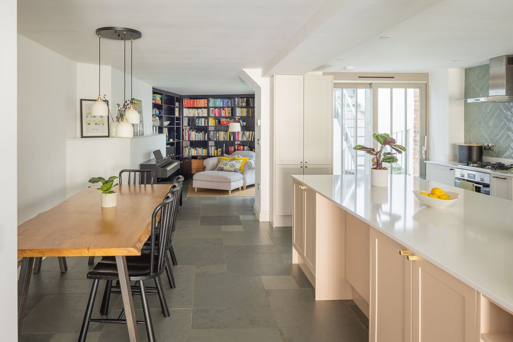 Property photo 2 of 30 305892 - The Casting House-23.Jpg