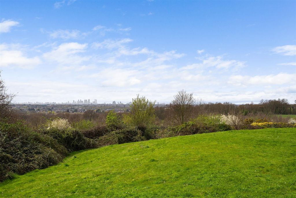 Additional image 53 of 4 bed flat for saleRegents Drive, Repton Park, Woodford Green, Essex IG8