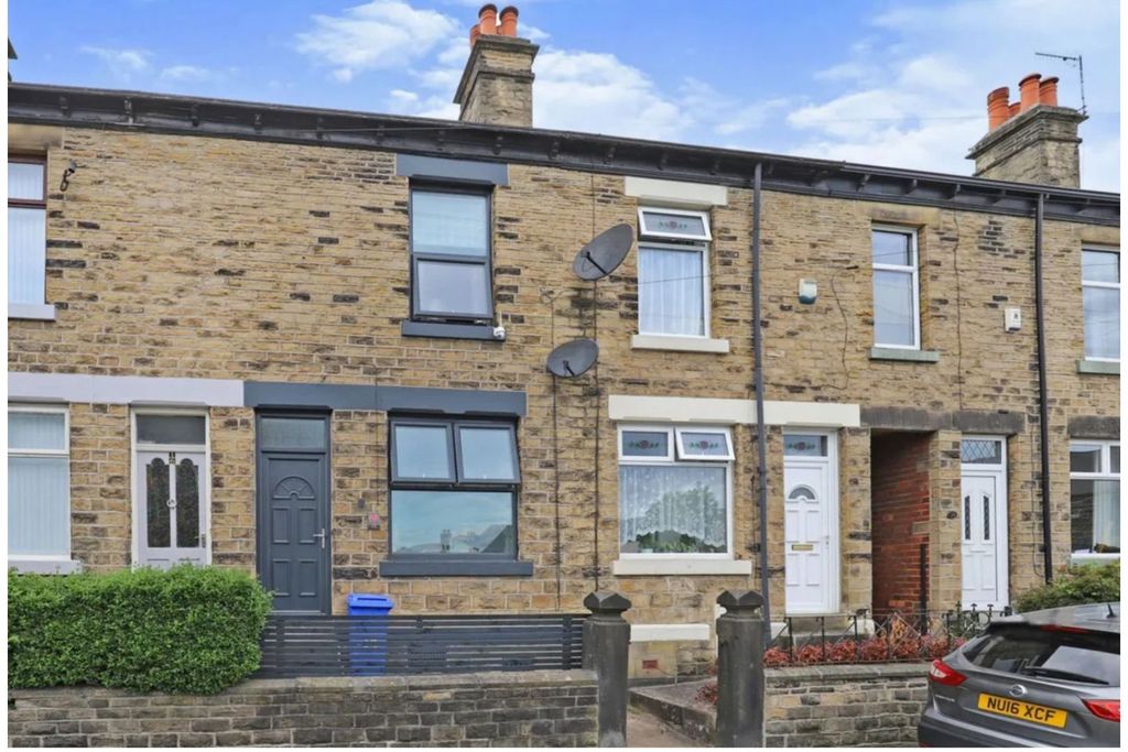 Property photo 2 of 14