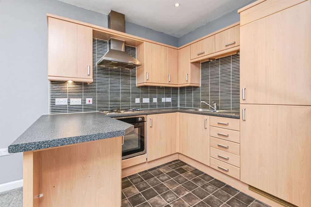 Property photo 2 of 10