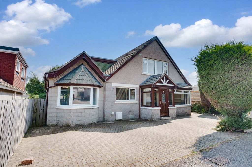 Property photo 1 of 35 Picture No. 01