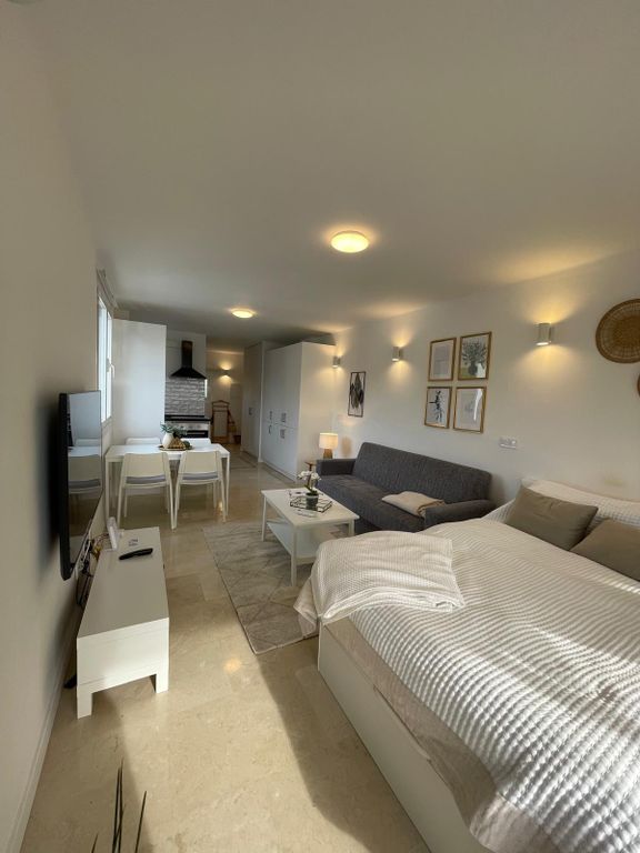 Property photo 3 of 9 003.Jpeg