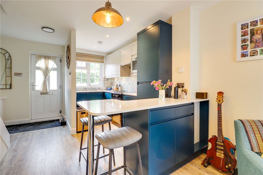 Property photo 3 of 15 Kitchen