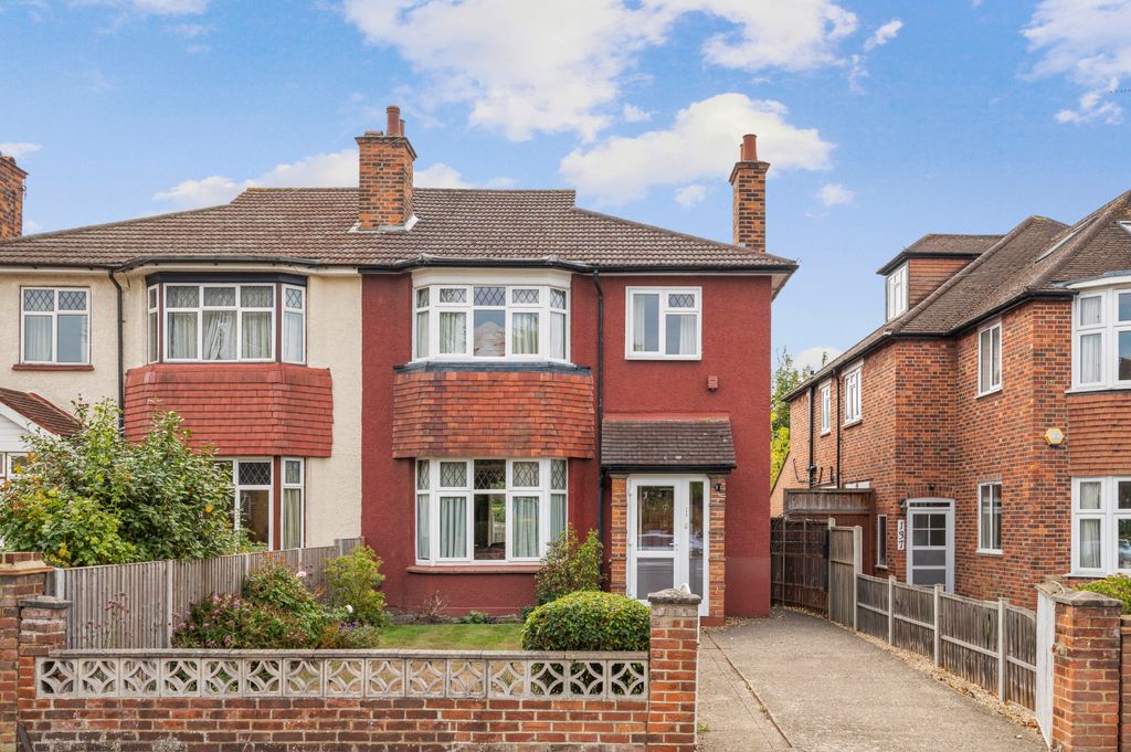 Property photo 1 of 16 Picture No. 05