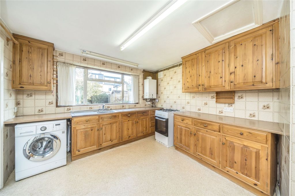 Property photo 3 of 15 Picture No. 04