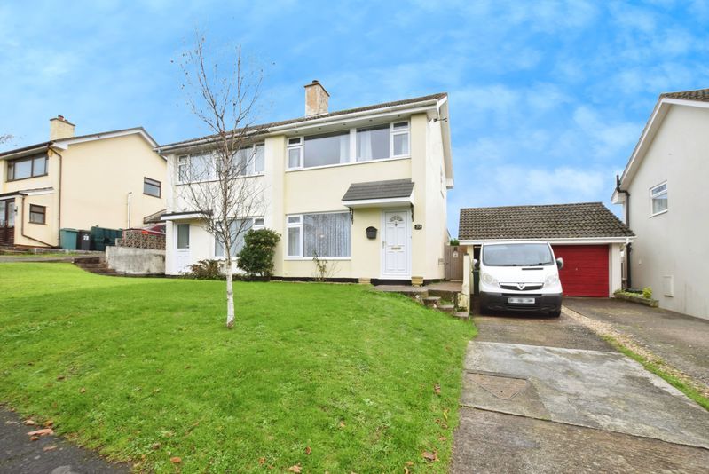 Property photo 1 of 13 Photo 7