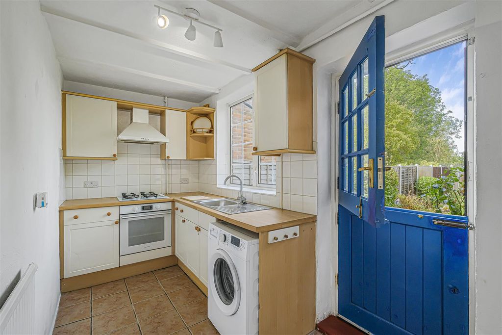 Property photo 3 of 20