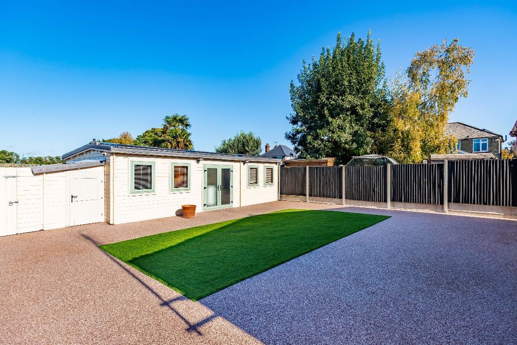 Additional image 22 of 4 bed bungalow for saleCoxes Lane, Ramsgate CT12