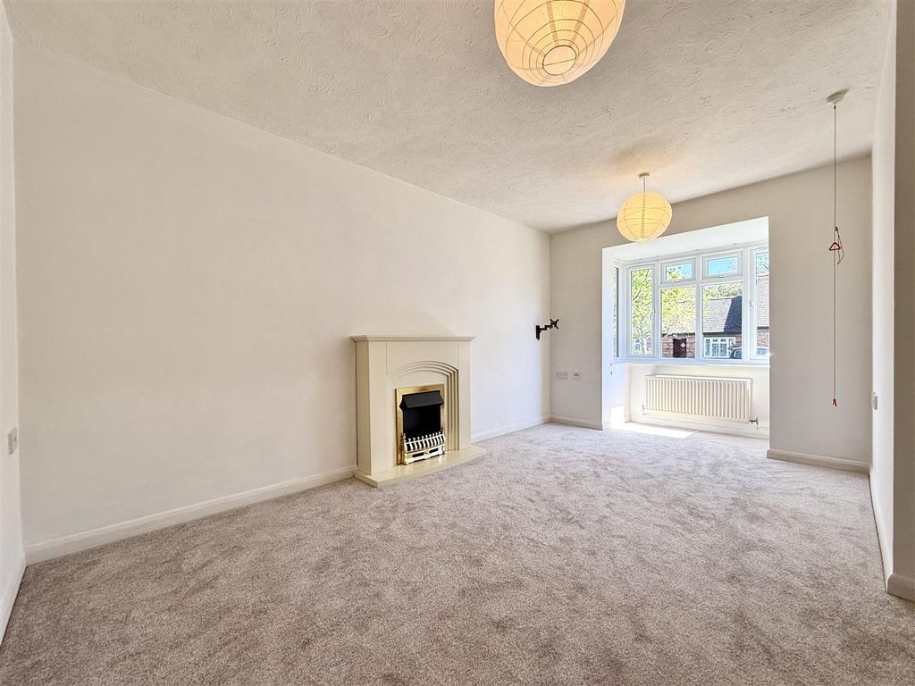 Property photo 2 of 17 2