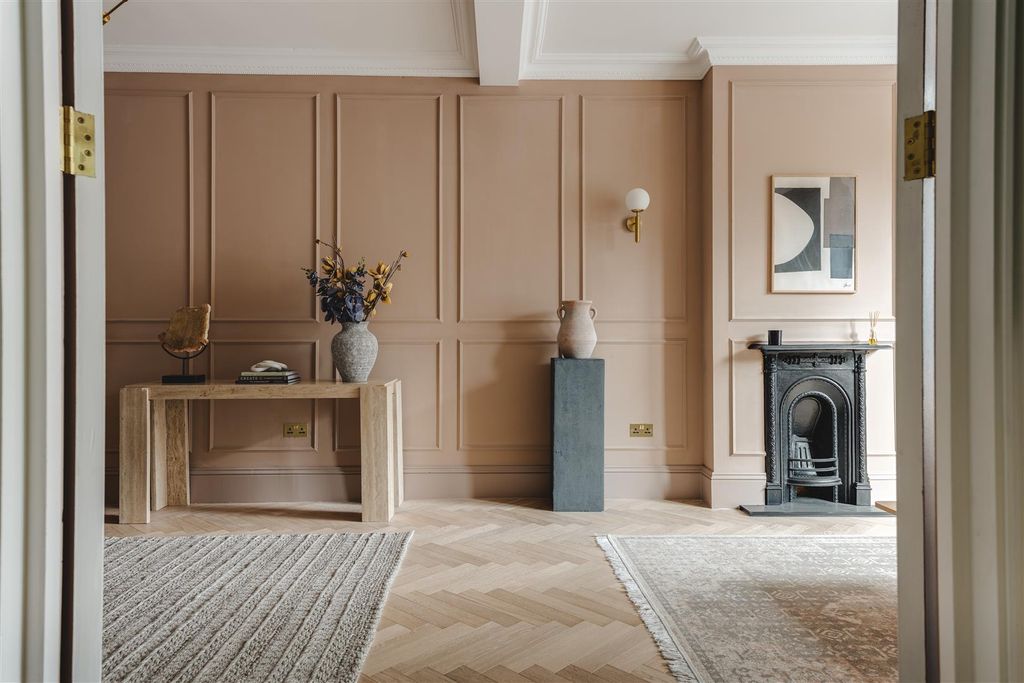 Property photo 3 of 49 Glenarm Road-31.Jpg